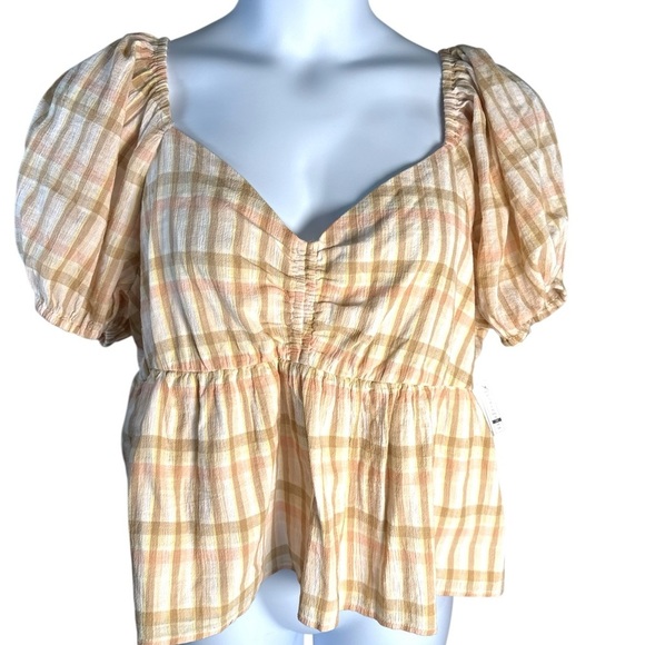 NWT BP Tan and White Puff Sleeve Smocked Blouse - Picture 1 of 5